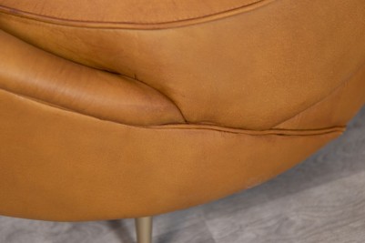 roxy-sofa-camel-matt-details